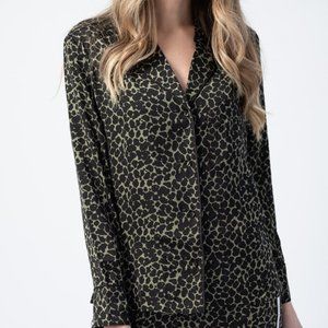 LOVE STORIES Jude Pyjama Top in Black Leopard Print